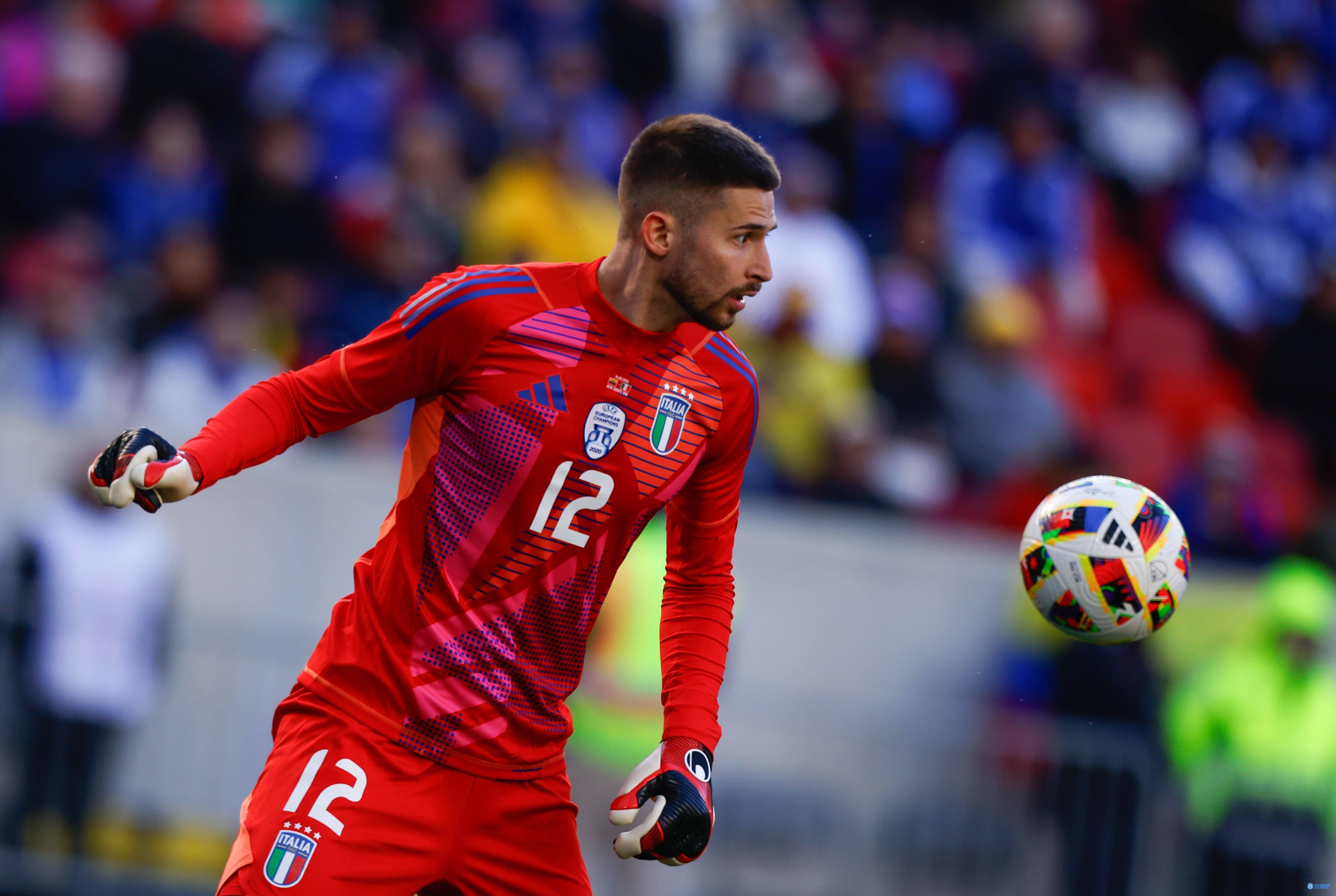 九游正版游戏下载关于足总杯转会期再迎强敌；迈阿密热火复出首秀；主帅态度：引发热议；资深球员宣示担当的信息