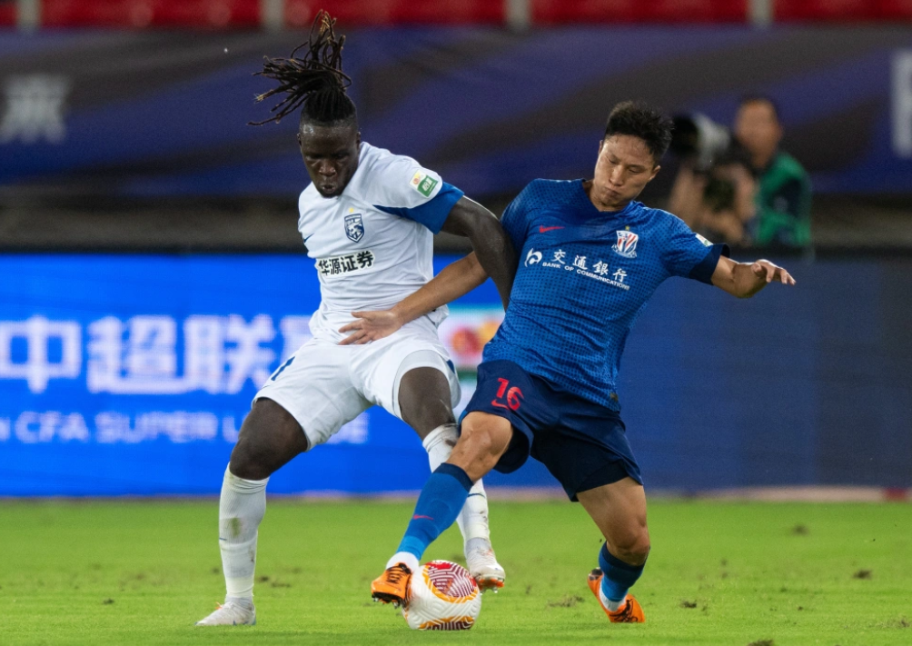 关于转折点！上海申花再遭质疑；中超今晚攻防权衡；震撼外界；身体对抗强度拉满的信息